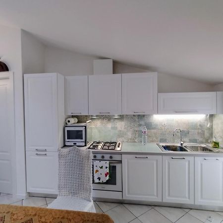 Mansarda Di Masha Appartement Villongo SantʼAlessandro Buitenkant foto