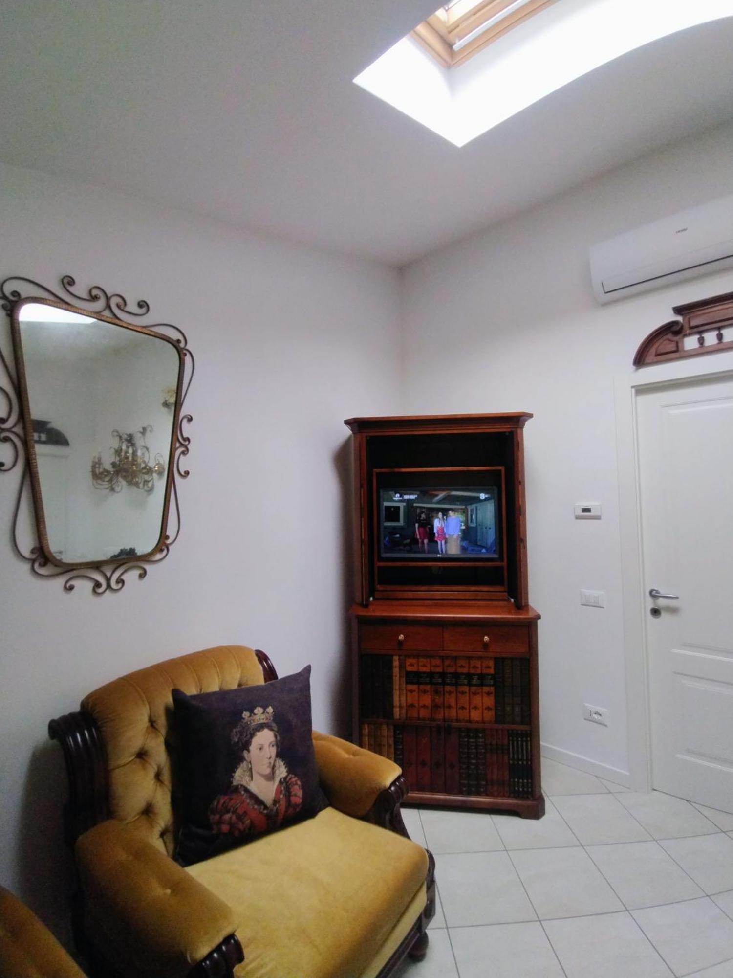 Mansarda Di Masha Appartement Villongo SantʼAlessandro Buitenkant foto